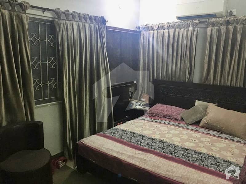 عابد ٹاؤن کراچی میں 3 کمروں کا 5 مرلہ فلیٹ 90 لاکھ میں برائے فروخت۔