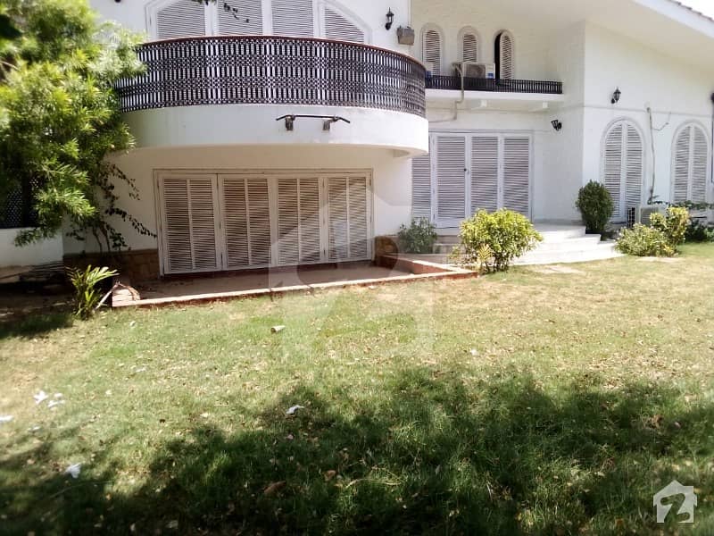 Clifton Block 5 1000 Sq Yards Bungalow For Rent
