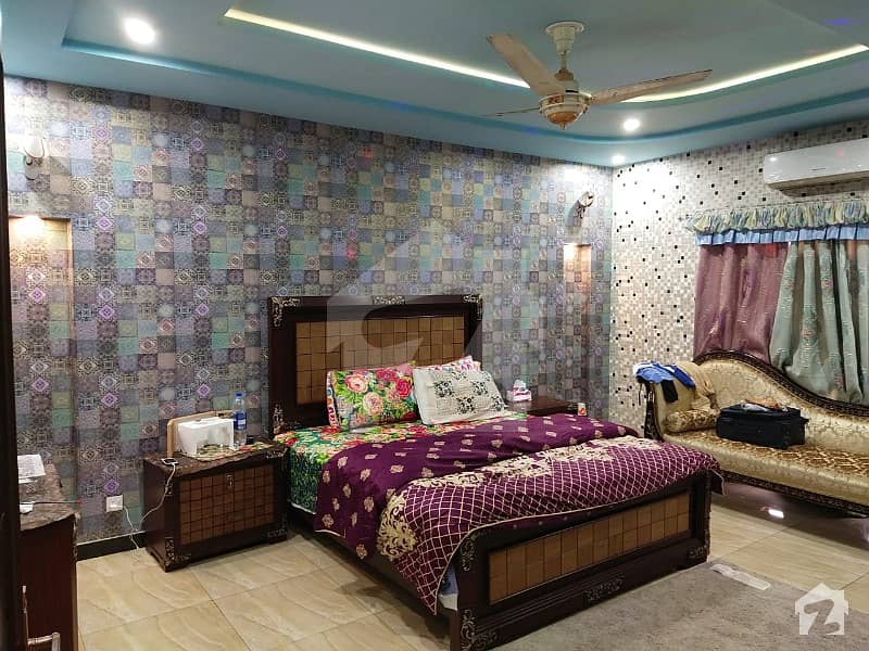 بحریہ ٹاؤن گلمہر بلاک بحریہ ٹاؤن سیکٹر سی بحریہ ٹاؤن لاہور میں 5 کمروں کا 14 مرلہ مکان 2.7 کروڑ میں برائے فروخت۔