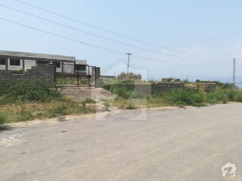 A Rare Opportunity To Buy 6 Kanal Plot In Scenic  Hot Location Of F3 Mirpur City
