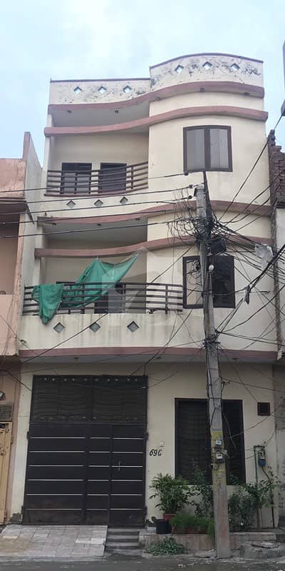 الرحمان گارڈن فیز 1 الرحمان گارڈن لاہور میں 3 کمروں کا 3 مرلہ مکان 56 لاکھ میں برائے فروخت۔
