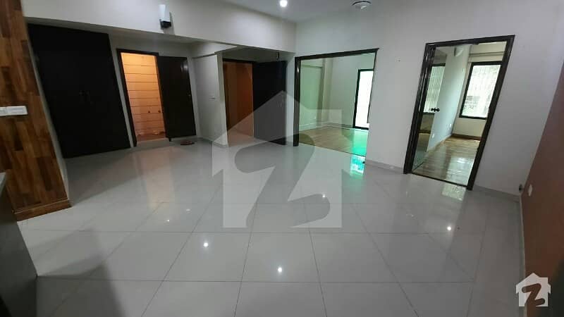 Appartment For Sale  In Dha Karachi Phase 6 Bukhari Commercial