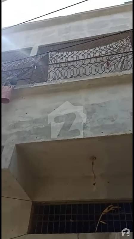 بسم اللہ کالونی اورنگی ٹاؤن کراچی میں 4 کمروں کا 5 مرلہ مکان 50 لاکھ میں برائے فروخت۔