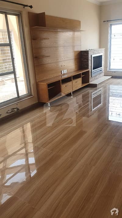 4500 Square Feet Upper Portion In State Life Housing Society Best Option 4500 Square Feet Upper Portion In State Life Housing Society Best Option