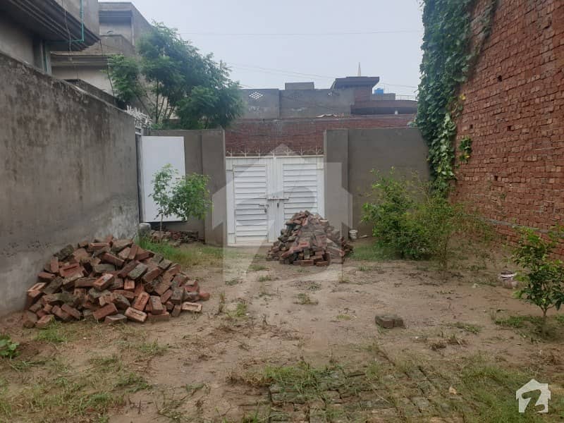 4 Marla Plot For Sale - 100 M From Gujranwala Road