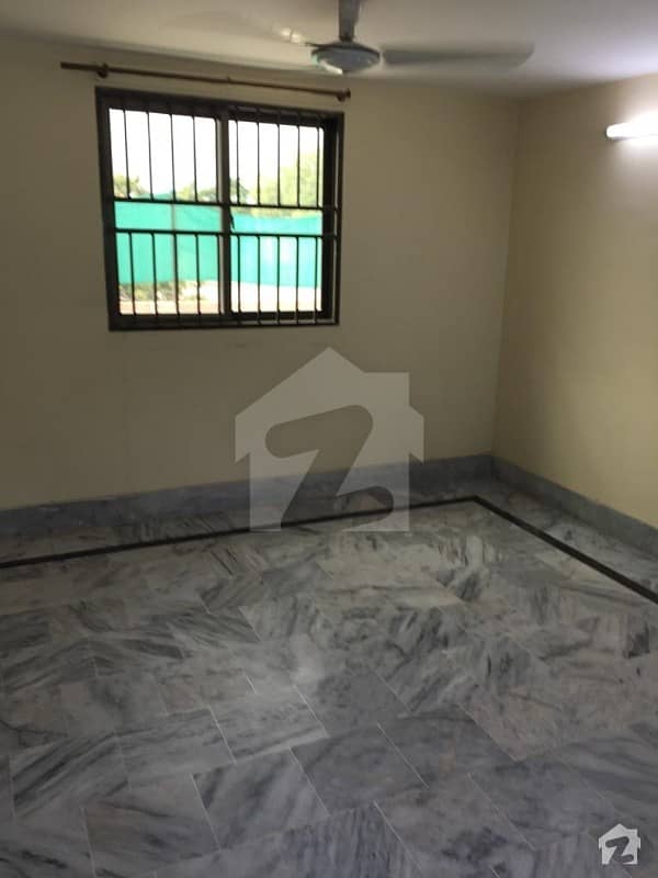 1000 Square Feet Flat In F-8/4 Best Option