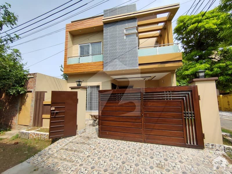 7 Marla Brand New Corner House With Solid Construction At Hot Location