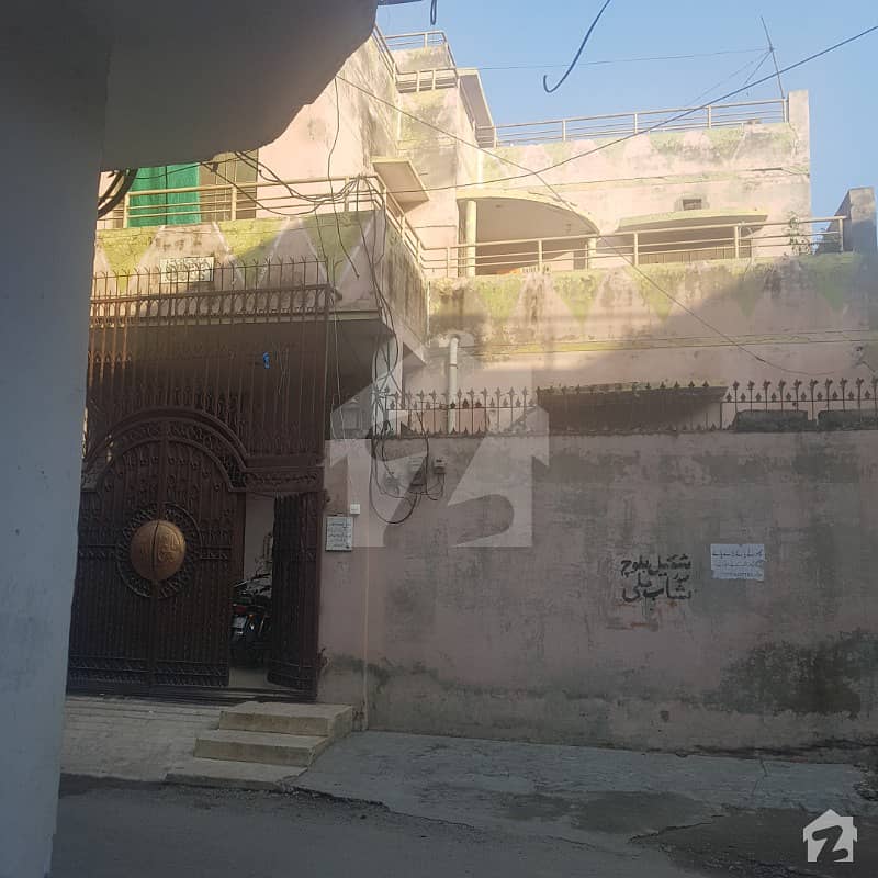 ملتان روڈ لاہور میں 4 کمروں کا 7 مرلہ مکان 1.5 کروڑ میں برائے فروخت۔