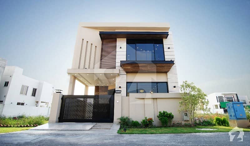Mazhar Munir Design 5 Marla Exotic House For Sale In Dha Phase 9 Town