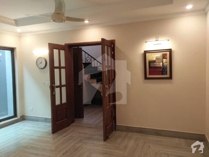 Golden Opportunity Dha Phase 7 Y Block 10 Marla Brand New House For Rent Ideal Location