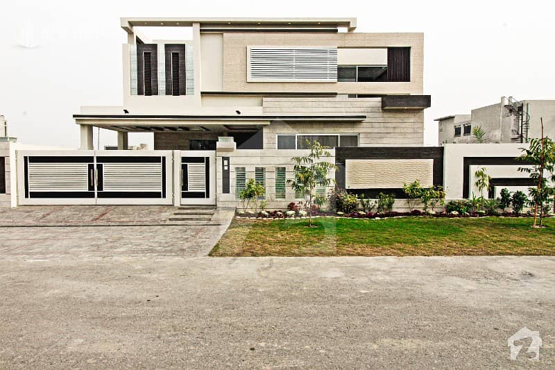 1 Kanal Brand New Modern Style Bungalow For Sale At Center Location No Boundary 1 Kanal Brand New Modern Style Bungalow For Sale At Center Location No Boundary