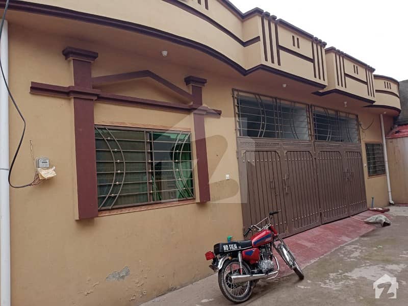 چکراروڈ راولپنڈی میں 2 کمروں کا 6 مرلہ مکان 70 لاکھ میں برائے فروخت۔