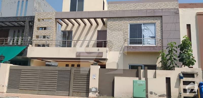 10 Marla Full Luxury House For Rent Bahria Town Lahore