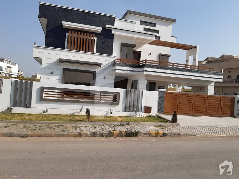 Bahria Town Phase 8  Sector A  House For Sale
