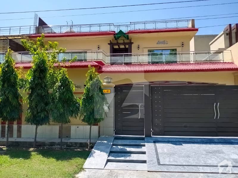 1 Kanal House Is Available For Rent