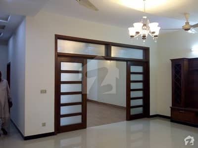 Well Built House Available At Good Location Well Built House Available At Good Location