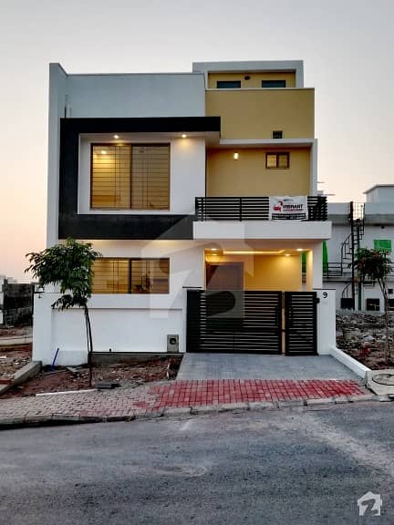 Bahria Enclave 5 Marla Double Storey House Sector H For Sale