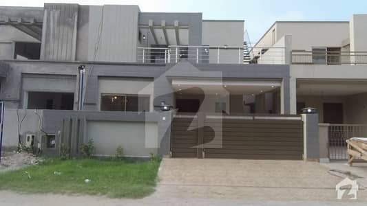 House Is Available For Sale Near Commercial area House Is Available For Sale Near Commercial area