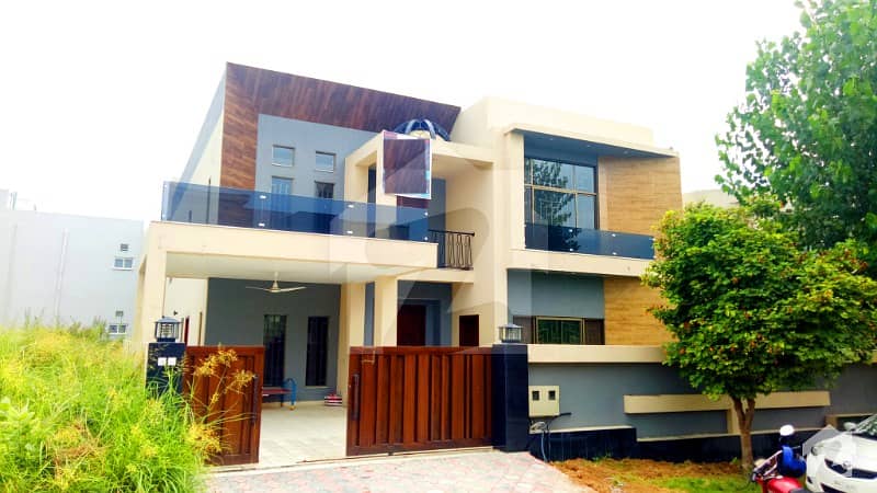 1 Kanal New Beautiful Single Unit House For Sale In Main Location