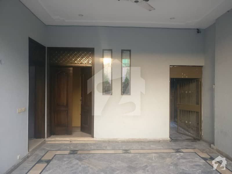 10 Marla Used House Available For Sale In Revenue Society Lahore