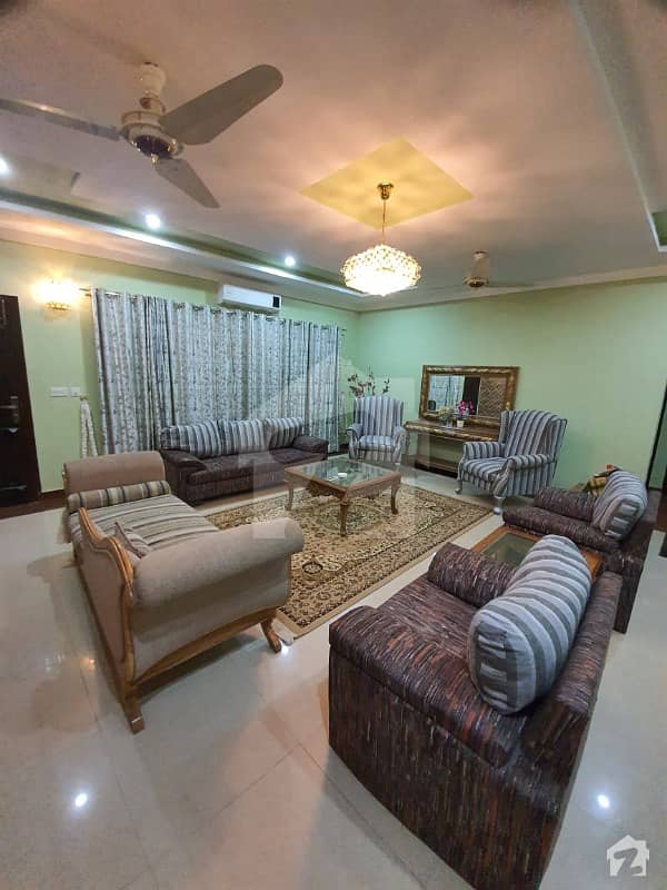 500 Sy Yd Fully Furnished Excellent Open Basement  Independent 2 Bedrooms Attached  Bathrooms