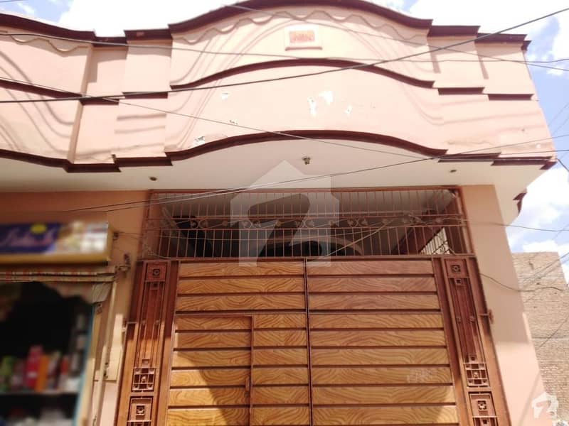 عزیز آباد کالونی بہاولپور میں 2 کمروں کا 12 مرلہ مکان 35 ہزار میں کرایہ پر دستیاب ہے۔