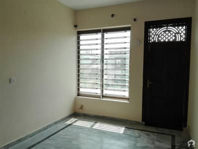 Well Build Portion Available At Good Location Well Build Portion Available At Good Location