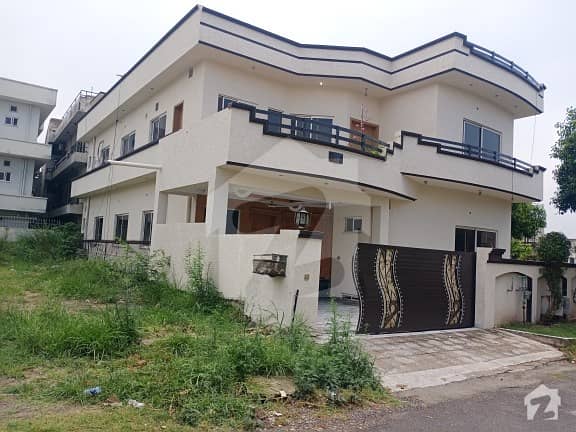 Dha Phase 1 - Sector B1 House For Sale Sized 3600  Square Feet