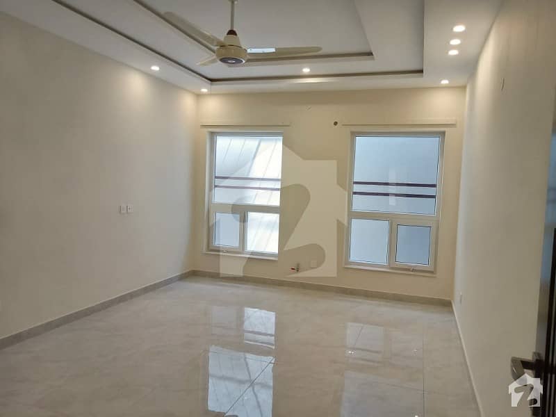 Brand New Luxury Ground Portion For Rent In D12/4