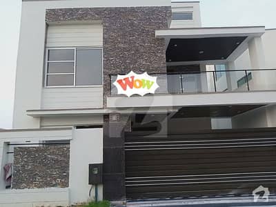 10 Marla Brand New House Is Available For Sale 10 Marla Brand New House Is Available For Sale