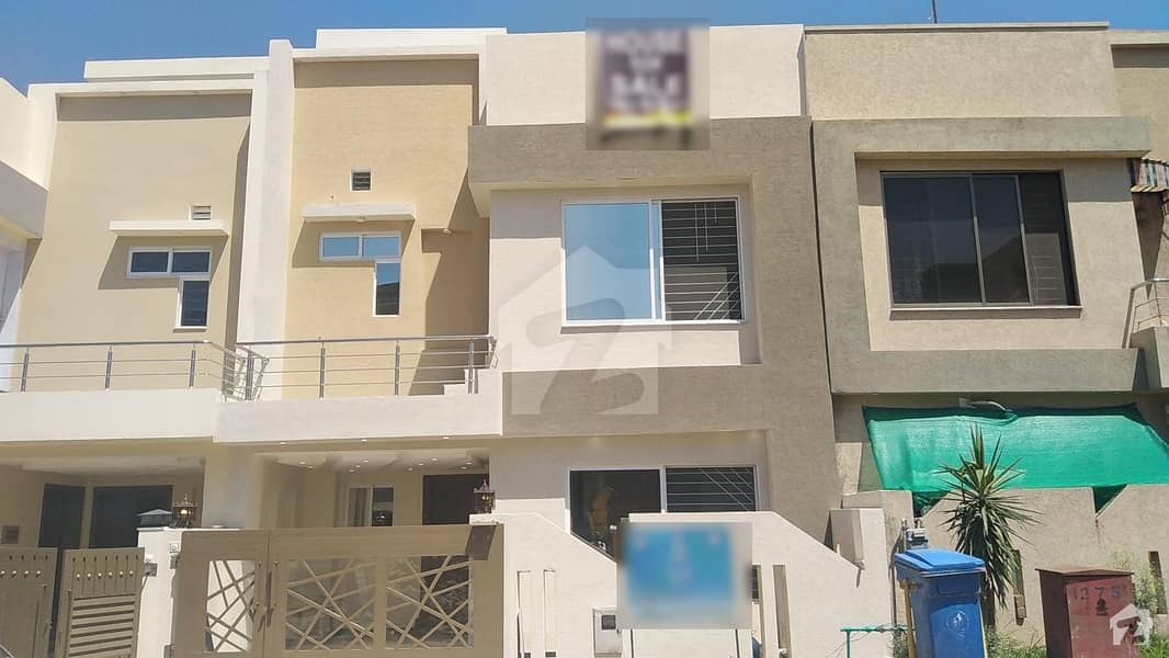 Single Unit House Is Available For Sale