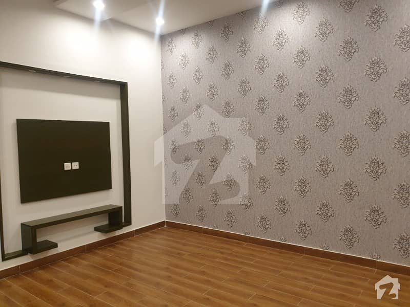 1 Kanal Brand New House For Sale
