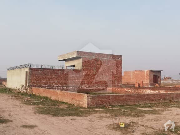 8 Marla Corner Plot For Sale 8 Marla Corner Plot For Sale