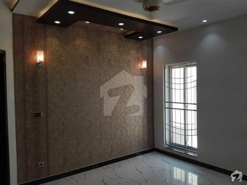2250  Square Feet House In Bahria Town - Chambelli Block For Rent