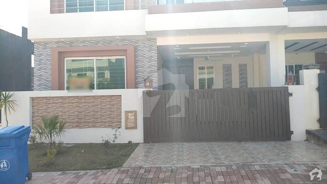 Sector G 8 Marla Triple Storey Brand New House Available For Sale