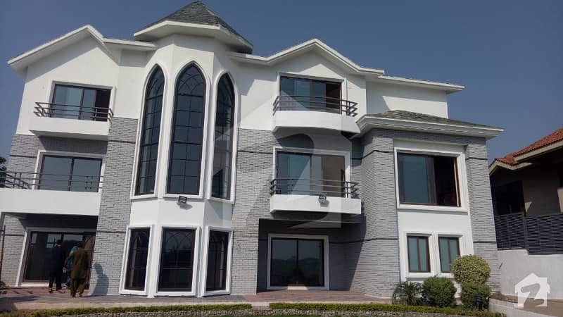 House Sized 18000  Square Feet Is Available For Rent In Dha Defence