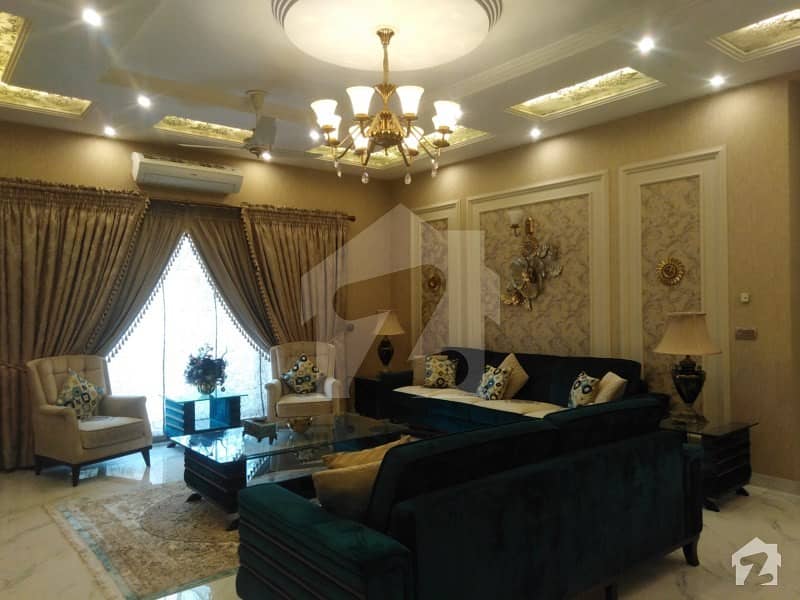 ڈی ایچ اے فیز 5 - بلاک جی فیز 5 ڈیفنس (ڈی ایچ اے) لاہور میں 7 کمروں کا 1 کنال مکان 12 کروڑ میں برائے فروخت۔