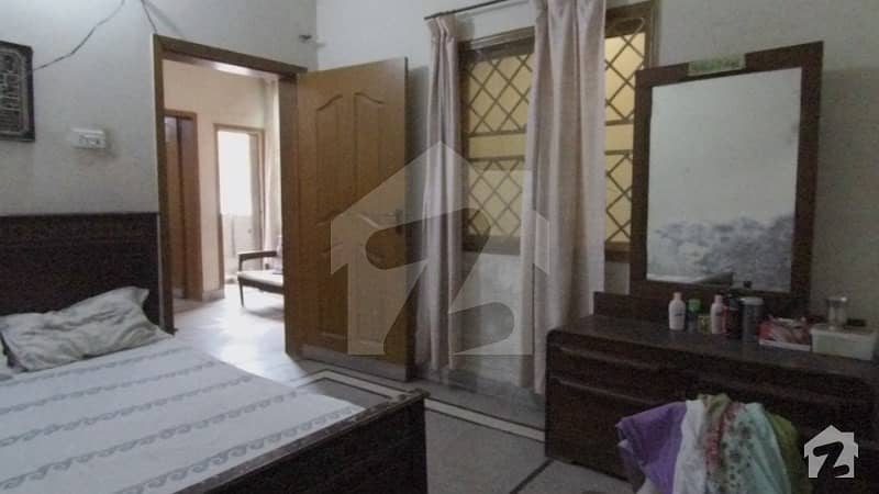 2.5 Marla Commercial Corner House For Sale In Ghaziaabad Main Bazar Lahore