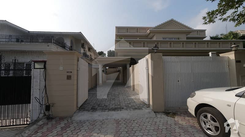 A Beautifully Built Upper Portion Is Available For Rent At Good Location F-10/3 Islamabad