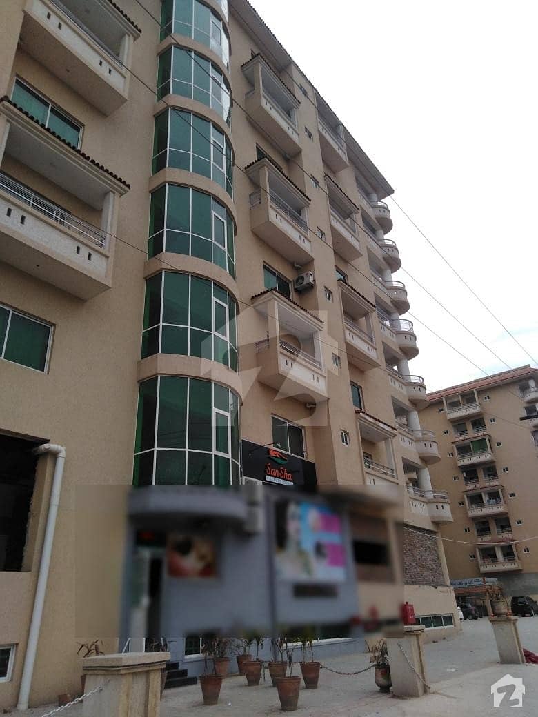 ڈین ہائٹس حیات آباد پشاور میں 4 کمروں کا 7 مرلہ فلیٹ 1.96 کروڑ میں برائے فروخت۔