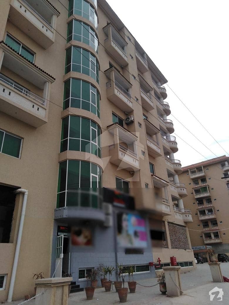 1575  Square Feet Flat In Deans Heights For Sale At Good Location