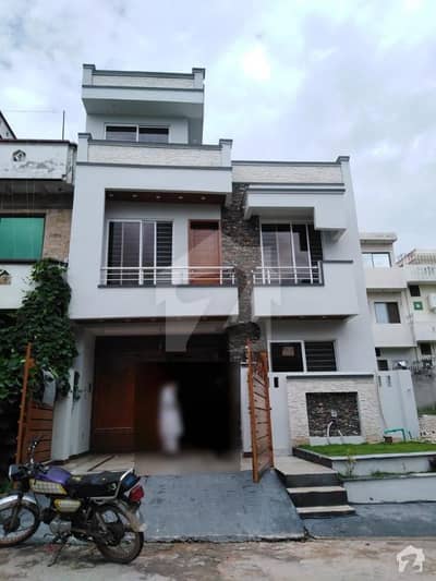Brandnew 25x40 Sq. Feet House For Sale With 3 Bedrooms In G13 Islamabad Brandnew 25x40 Sq. Feet House For Sale With 3 Bedrooms In G13 Islamabad