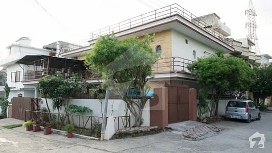 10 Marla House With Excellent Architecture Is Available For Sale In New Lalazar Rawalpindi 10 Marla House With Excellent Architecture Is Available For Sale In New Lalazar Rawalpindi