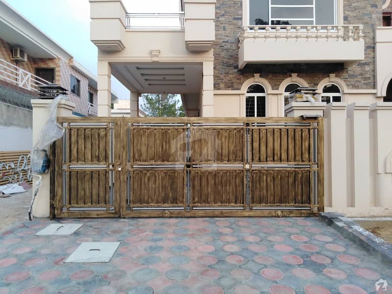 Duplex House For Rent In I-8
