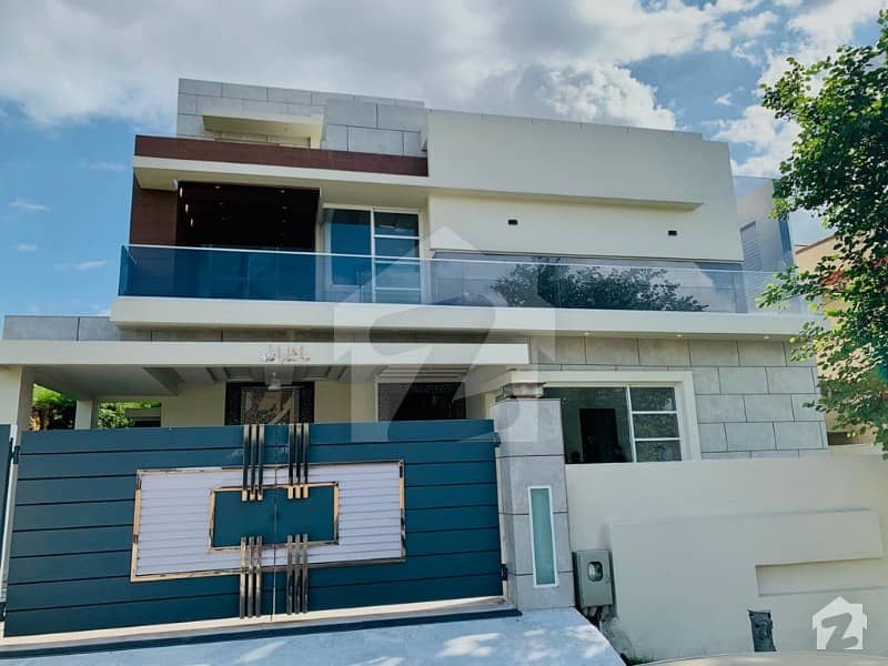 1 Kanal Brand Newly Strong Construction Ultra Luxury Modern Bungalow For Sale On Primary Location