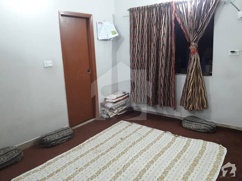 4 Bedrooms Pair Flat For Sale In Mehmoodabad