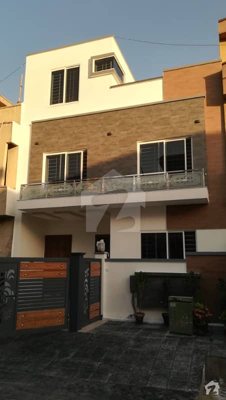 Brand New 25x40 House For Sale With 3 Bedrooms In G 13 Islamabad
