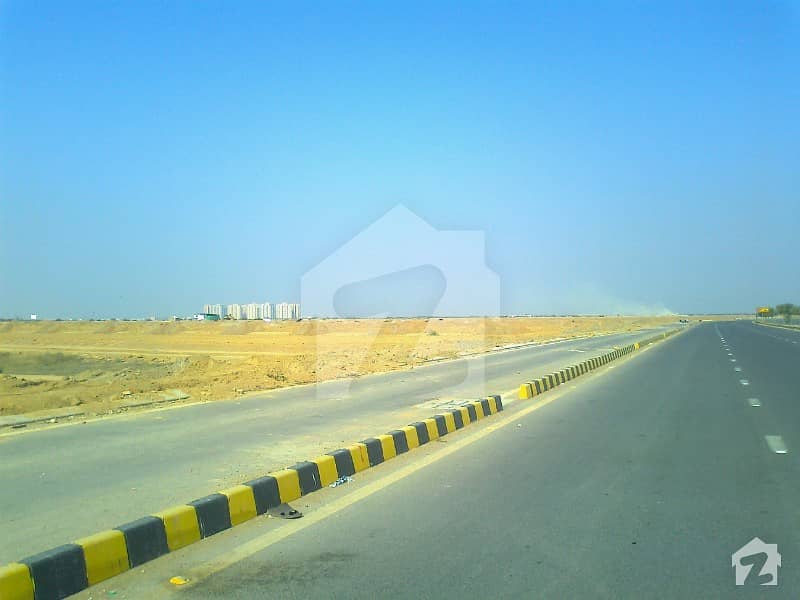 10 Acres Piece Of Land Available On Main National Highway Near Sunway Lagoon Just 5 Minutes Drive From Gharo City Thatta