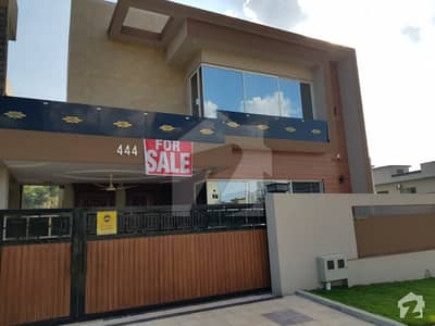 10 Marla Brnad New House For Sale 10 Marla Brnad New House For Sale