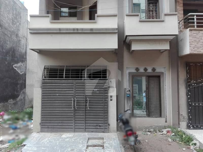 675  Square Feet Upper Portion Situated In Sabzazar Scheme - Block P For Rent